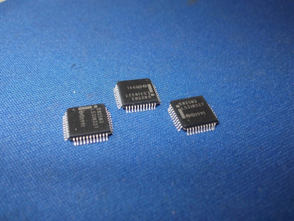 S82503